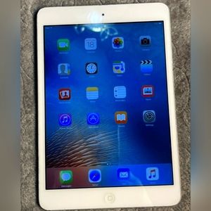 APPLE IPAD MINI A1432 1ST GEN 16GB 7.9" WIFI IOS TABLET  SILVER.